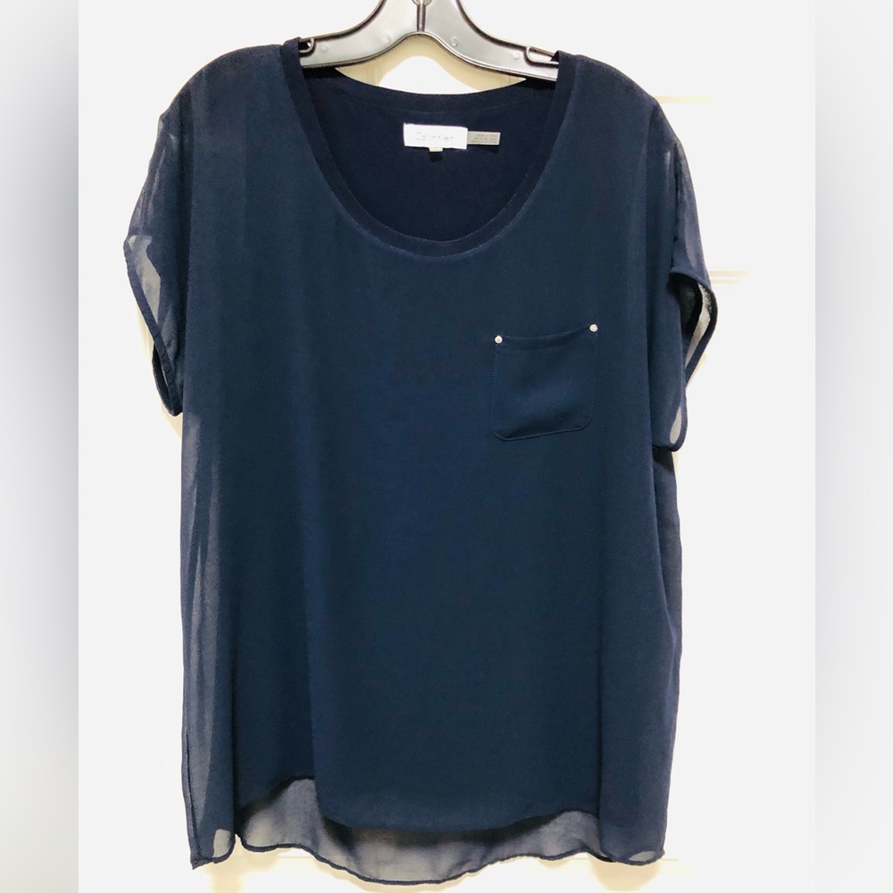 Calvin Klein gorgeous navy blue top!